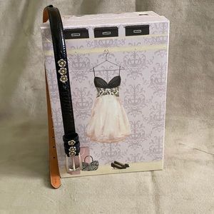 Brighton daisy flower festival boho black belt